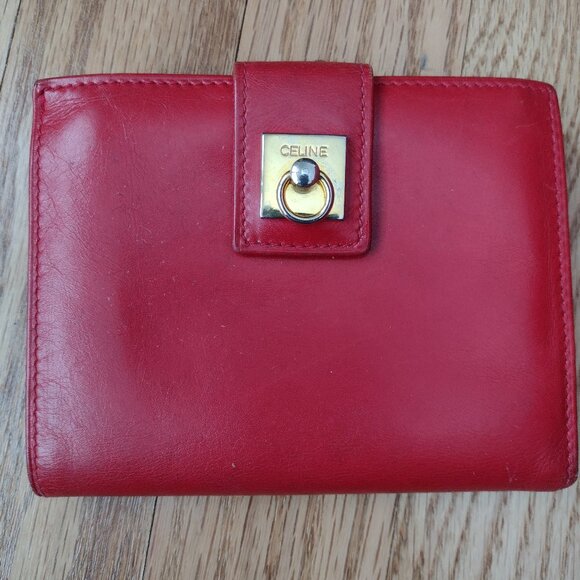 Quality Celine VIbrant Red Wallet - Picture 1 of 16